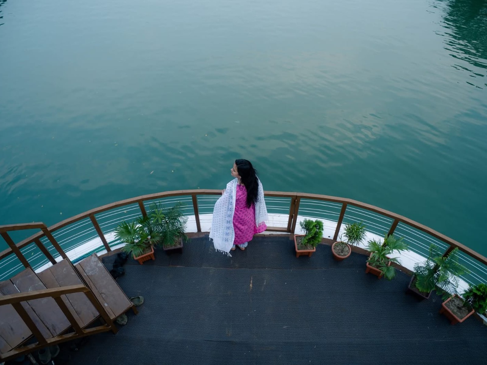 AC Premium Cabin (1:3) on The ARK - A Luxury Houseboat - Image 6