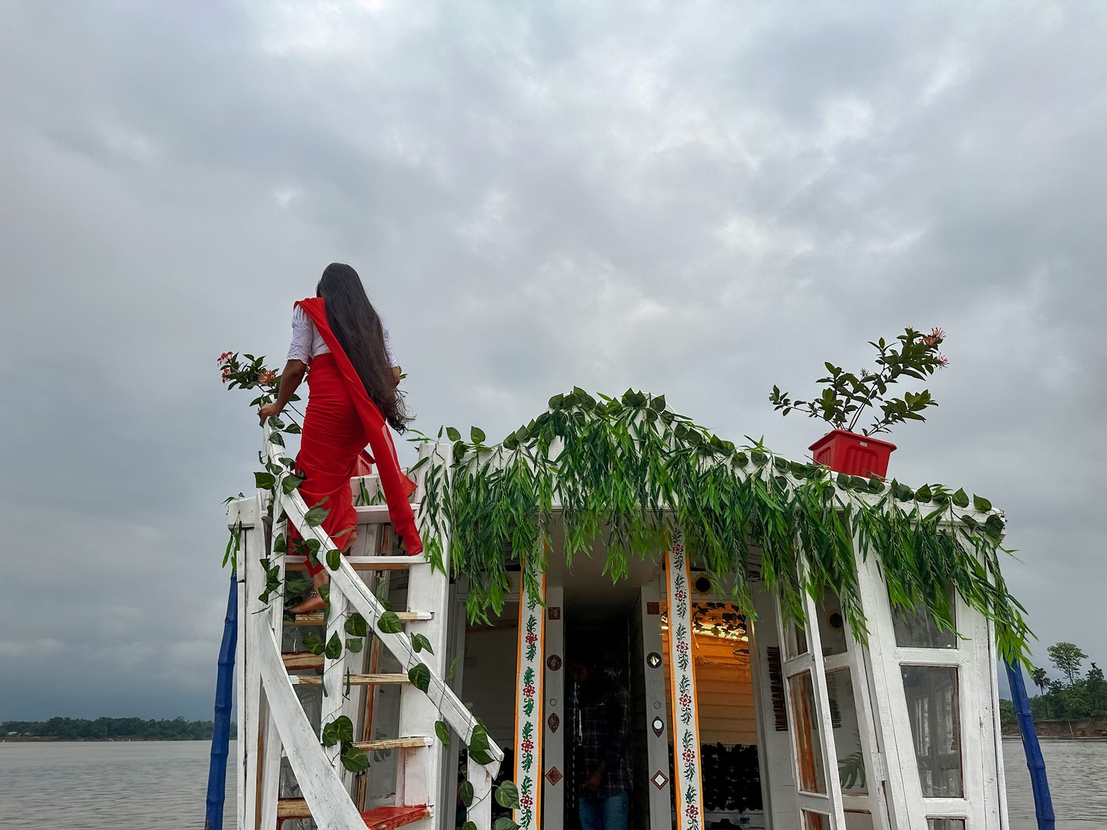 Cabin (1:2) on তরুছায়া-Toruchaya